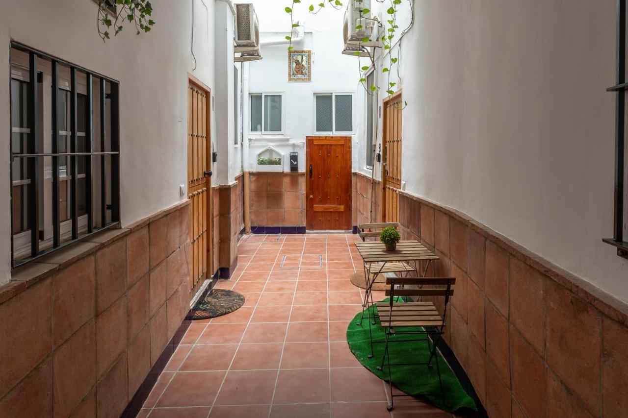 Santa Clara Urban Apartment II Sevilla Bagian luar foto