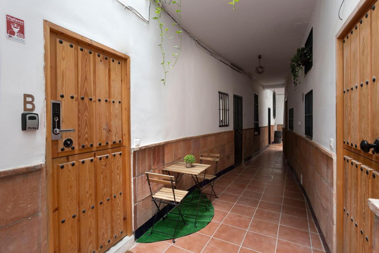 Santa Clara Urban Apartment II Sevilla Bagian luar foto